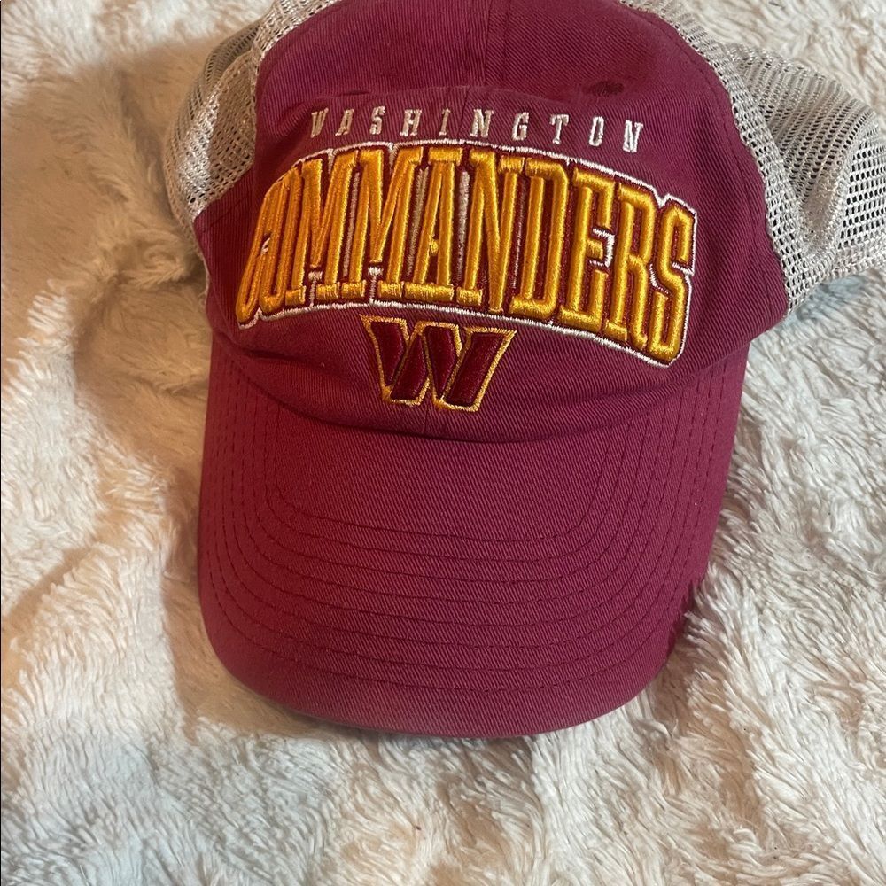 Washington Commander hat - Picture 2 of 6